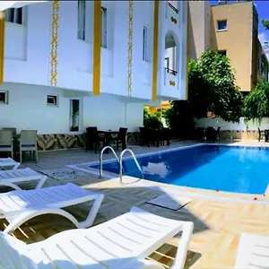 Hotel Lavin Garden ***